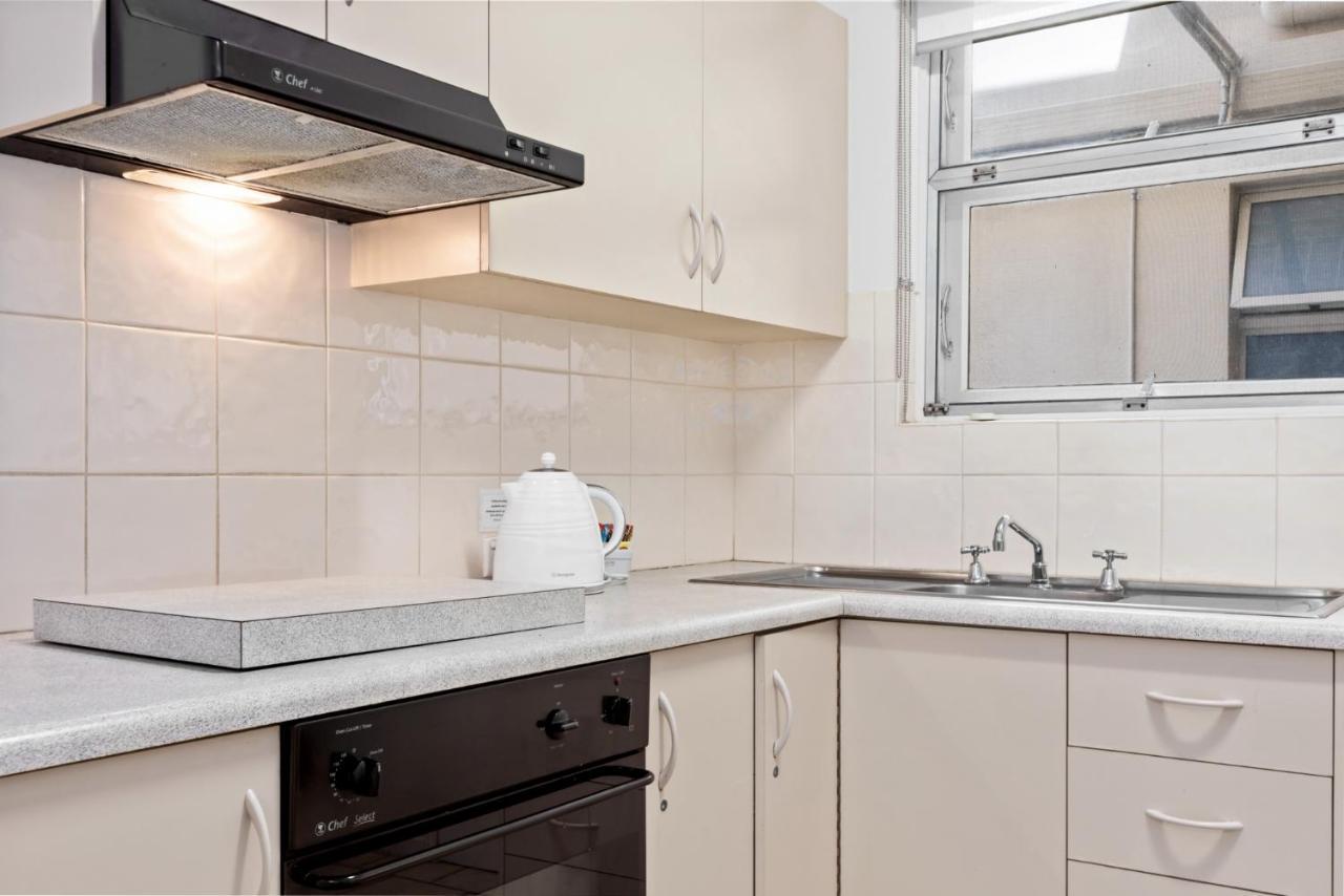 Taft Apartments Аделаида Экстерьер фото